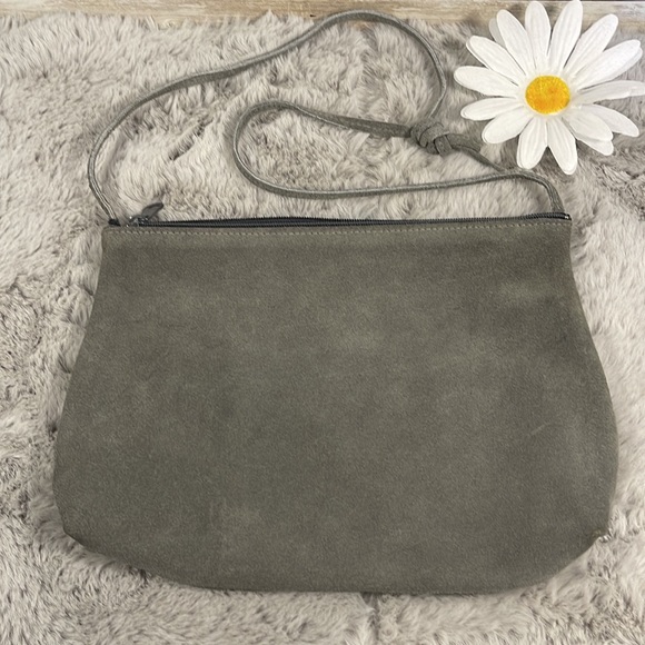 NWOT Grey Leather & Suede Shoulder Bag - Picture 2 of 4